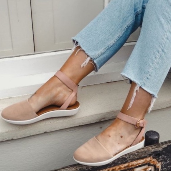 New Fitflop Cova II Closed Toe Sandal Leather 6.5 Mink - Picture 1 of 12